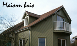 Maison bois a Bessenay